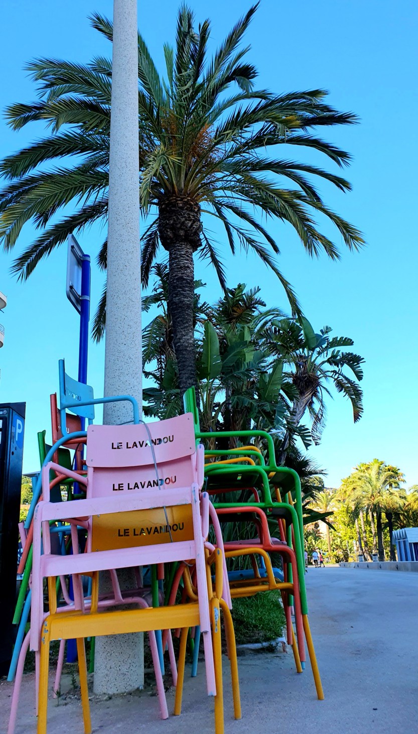 2BD769BE-C257-48D3-B19D-89B141575393